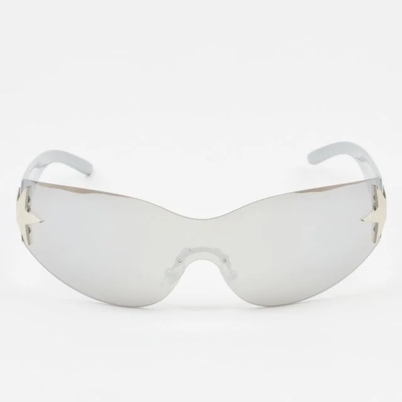 BNWT Star Shield Sunglasses - Silver - Picture 4 of 5
